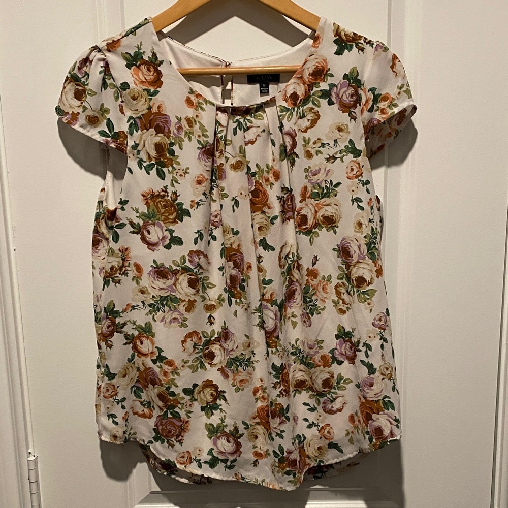 Floral Elegance Women's Blouse